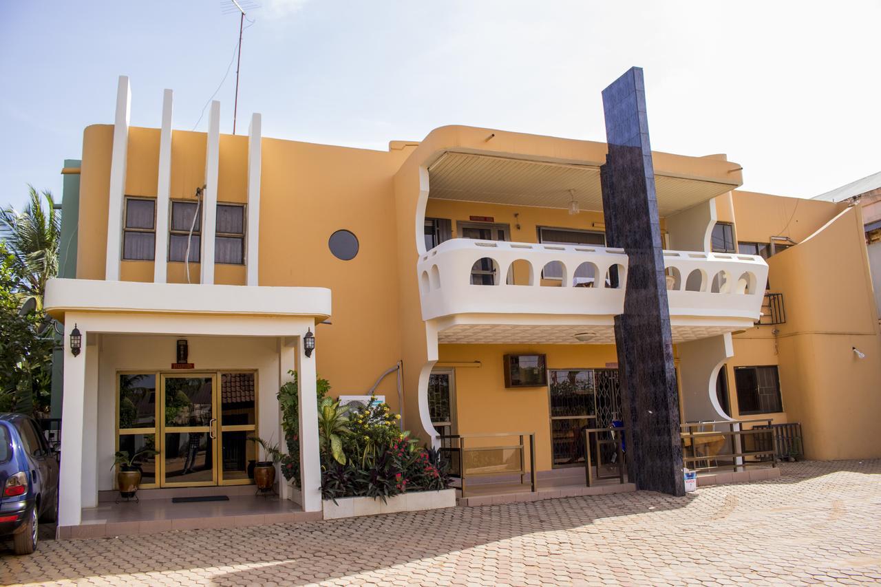 Lovista Hotel North Legon Exterior foto