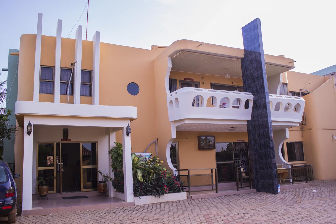 Lovista Hotel North Legon Exterior foto